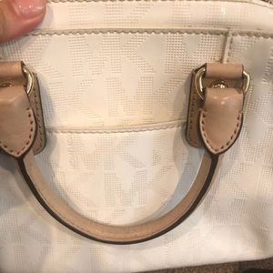 Michael Kors cross body!